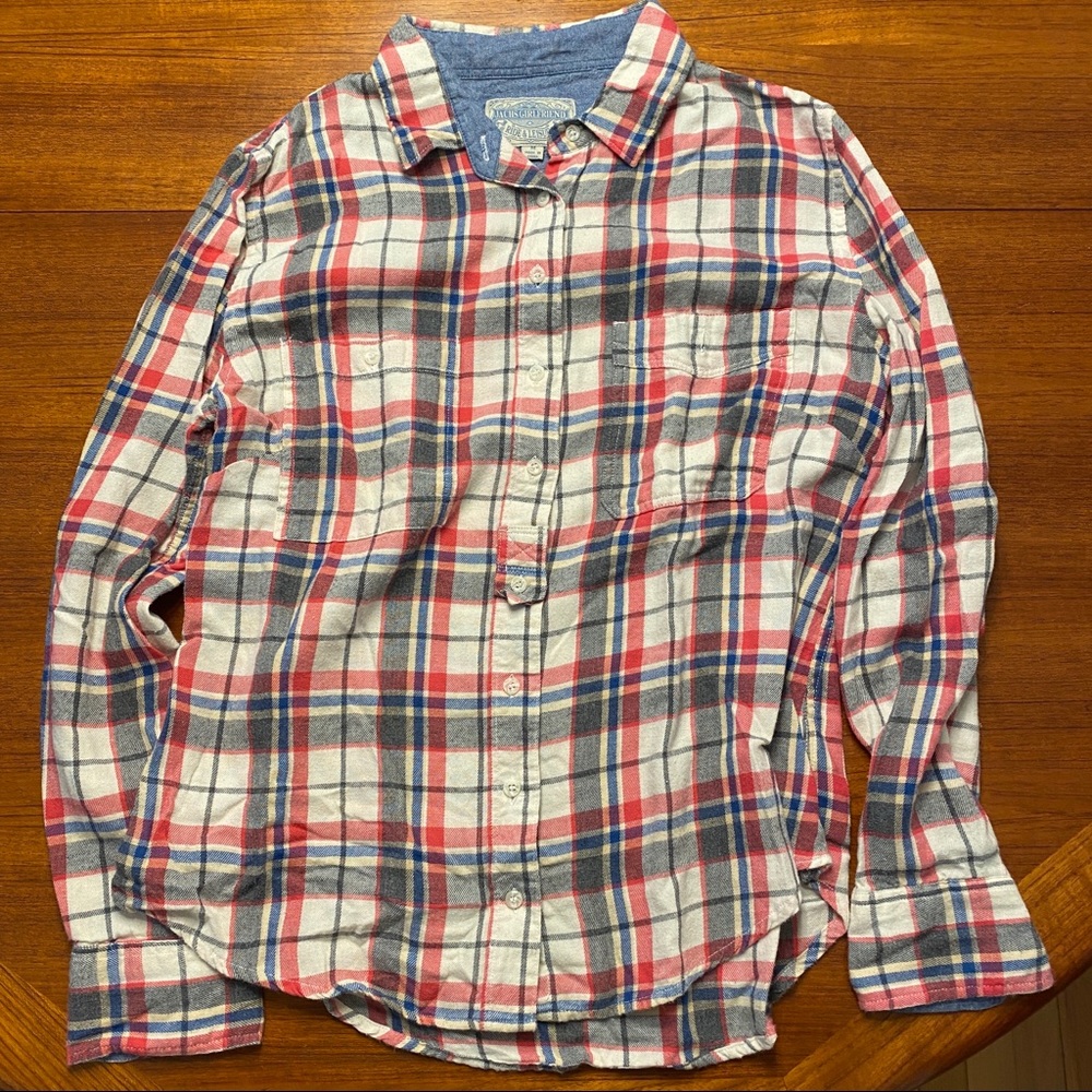 Cozy women’s flannel by Jachs Girlfriend